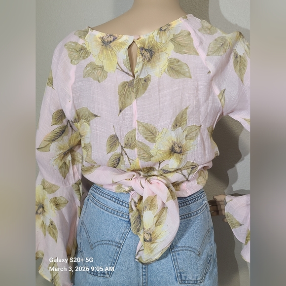 LC Lauren Conrad Light Pink Floral Blouse - Picture 4 of 6
